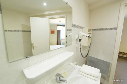 Imagen de la habitación del Hotel La Bienvenue. Foto 4