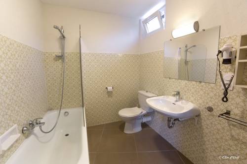 Imagen de la habitación del Hotel La Bienvenue. Foto 7