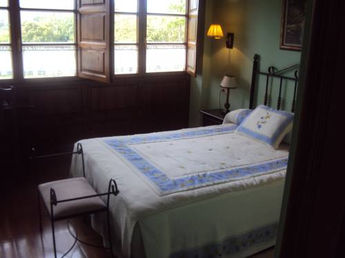 Imagen de la habitación del Hotel La Biesca Sebreñu. Foto 7