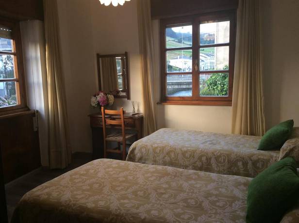 Imagen de la habitación del Hotel La Bilbaina. Foto 16