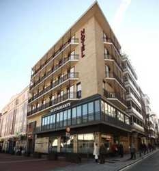 Imagen del bar/restaurante del Hotel La Bilbaina, Vitoria. Foto 3