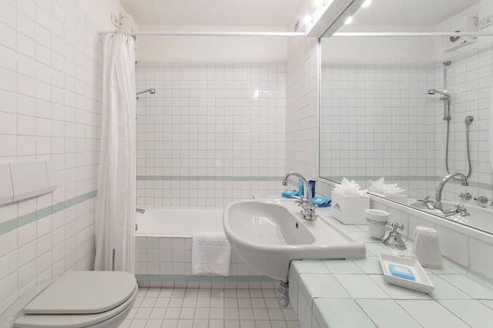 Imagen de la habitación del Hotel La Bisaccia. Foto 7