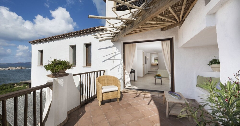 Imagen de la habitación del Hotel La Bisaccia. Foto 17