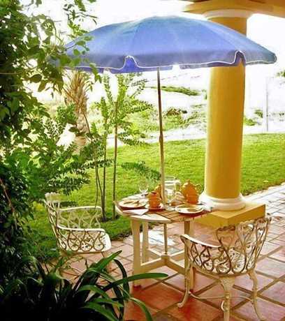 Imagen del bar/restaurante del Hotel La Bluette. Foto 2