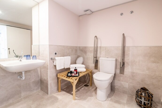 Imagen de la habitación del Hotel La Bodega de Quintín. Foto 11