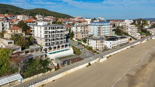 Imagen general del Hotel La Boheme - Adults Only. Foto 18
