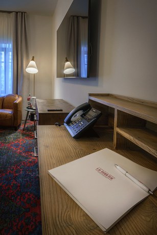 Imagen de la habitación del Hotel La Boheme, Bucarest. Foto 2