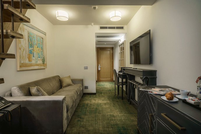 Imagen de la habitación del Hotel La Boheme, Bucarest. Foto 12