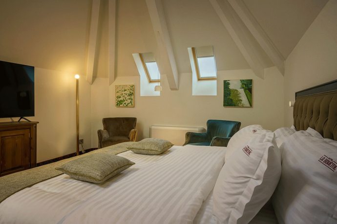 Imagen de la habitación del Hotel La Boheme, Bucarest. Foto 14