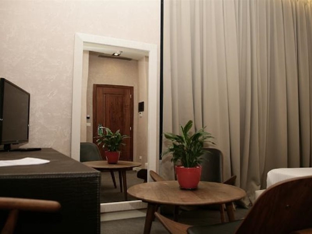 Imagen general del Hotel La Boheme, Tirana. Foto 3