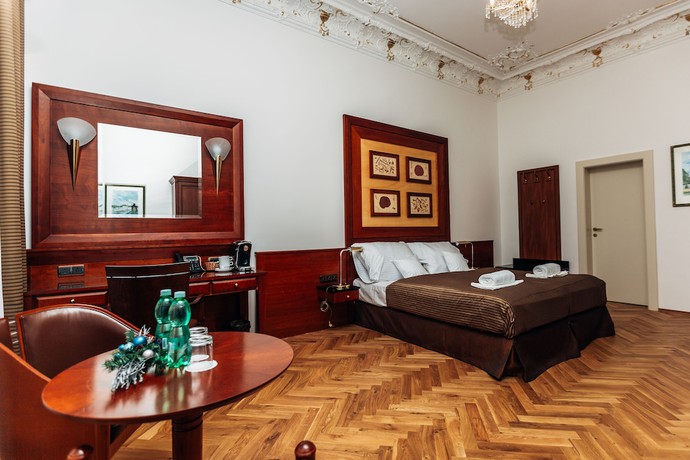 Imagen de la habitación del Hotel La Bohemia. Foto 11