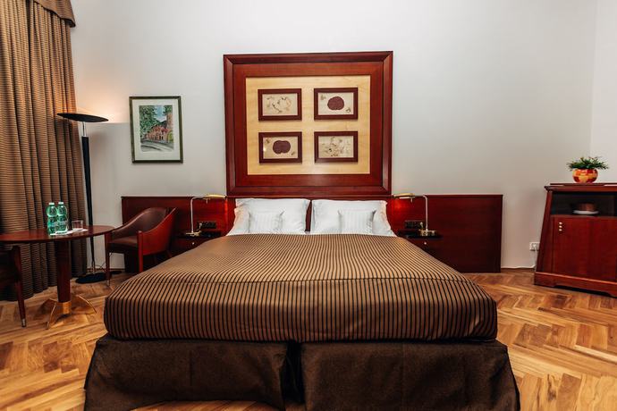 Imagen de la habitación del Hotel La Bohemia. Foto 16