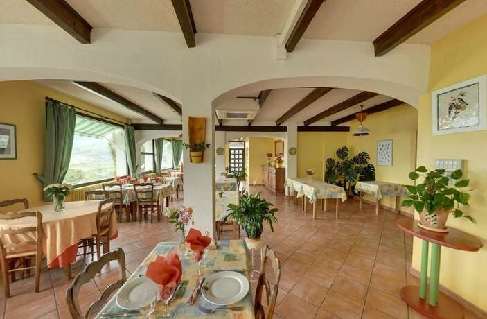 Imagen general del Hotel La Bonne Auberge. Foto 9