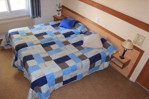 Imagen de la habitación del Hotel La Bonne Auberge, S&eacute;gny. Foto 3