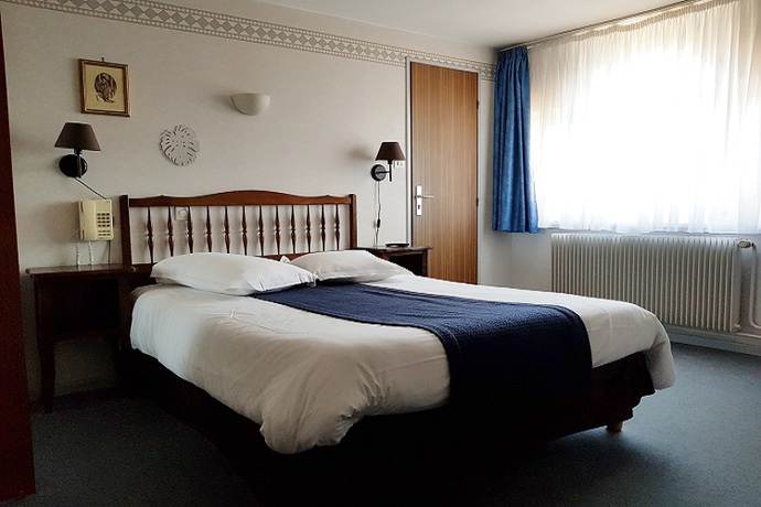 Imagen de la habitación del Hotel La Bonne Franquette. Foto 5