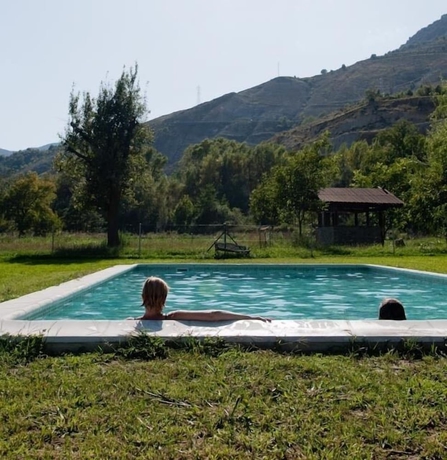 Imagen de la piscina del Hotel La Borda de Ritort. Foto 13