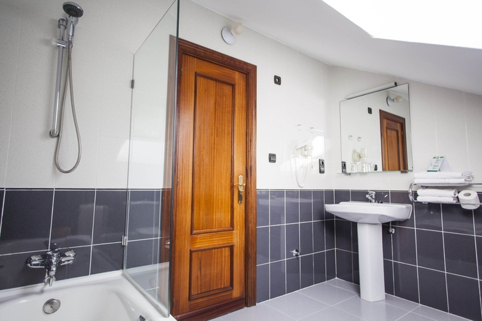 Imagen de la habitación del Hotel La Boriza. Foto 7