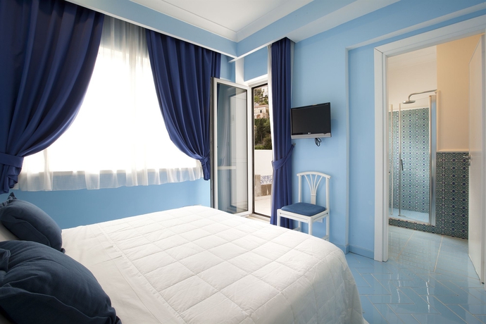 Imagen de la habitación del Hotel La Bougainville. Foto 10