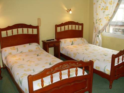 Imagen de la habitación del Hotel La Boule D'or. Foto 8