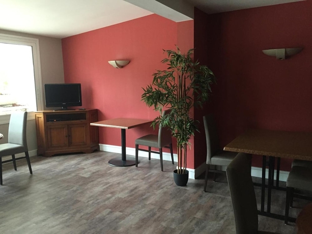 Imagen de la habitación del Hotel La Boule d\'Or. Foto 16