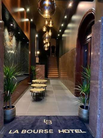 Imagen de los interiores del Hotel La Bourse. Foto 19