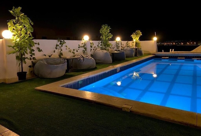 Imagen de la piscina del Hotel La Boutique Residence. Foto 14