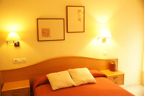 Imagen de la habitación del Hotel La Brañina. Foto 8