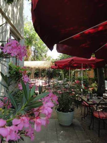 Imagen general del Hotel La Breche. Foto 8