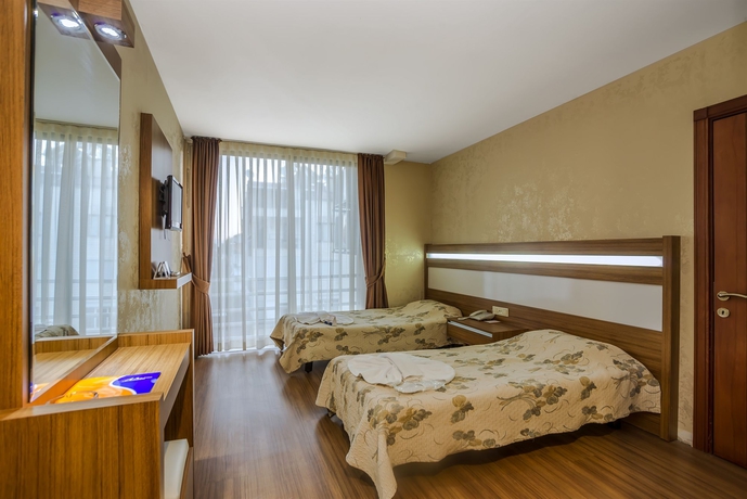 Imagen de la habitación del Hotel La Brisa, Konyaalti beach. Foto 13