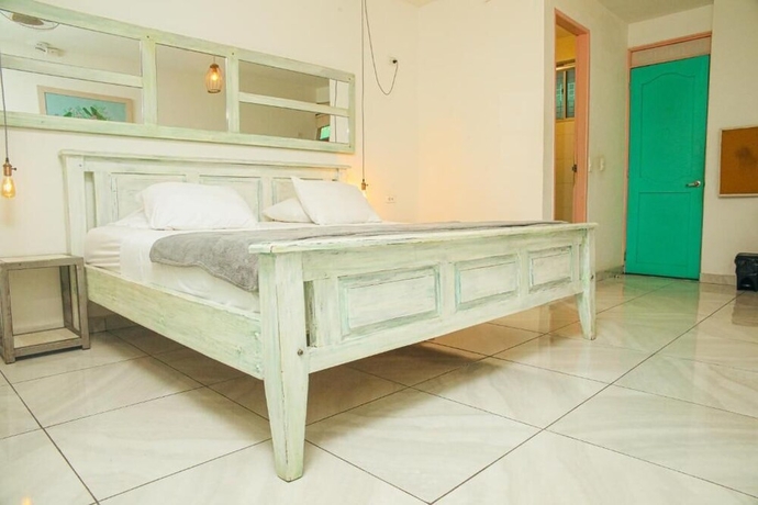 Imagen de la habitación del Hotel La Brisa Loca. Foto 13