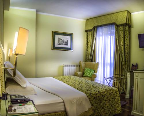 Imagen de la habitación del Hotel La Bussola, Novara. Foto 8