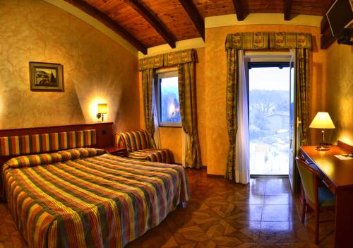 Imagen de la habitación del Hotel La Bussola, Orta San Giulio. Foto 8