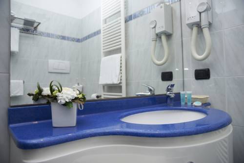 Imagen de la habitación del Hotel La Bussola, Orta San Giulio. Foto 13