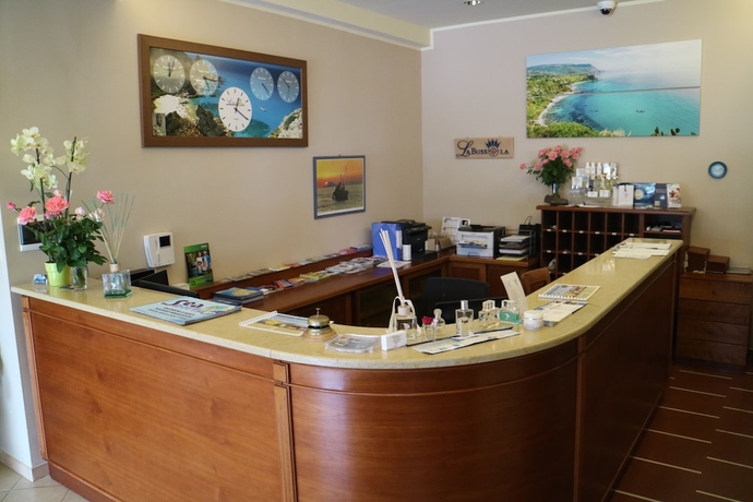 Imagen de los interiores del Hotel La Bussola Restaurant. Foto 19