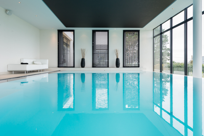 Imagen de la piscina del Hotel La Butte. Foto 10