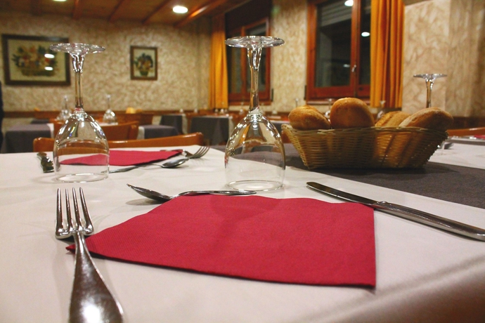 Imagen del bar/restaurante del Hotel La Cabana, Ordino. Foto 9