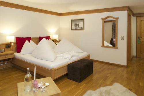 Imagen de la habitación del Hotel La Cabane. Foto 4