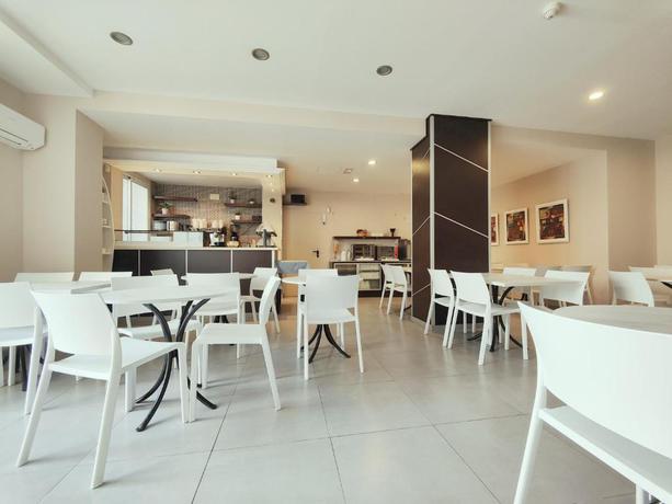 Imagen del bar/restaurante del Hotel La Cala Finestrat. Foto 3