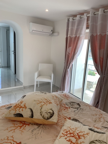 Imagen de la habitación del Hotel La Calanque. Foto 8