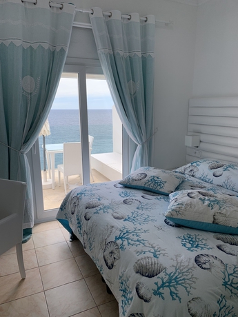 Imagen de la habitación del Hotel La Calanque. Foto 11