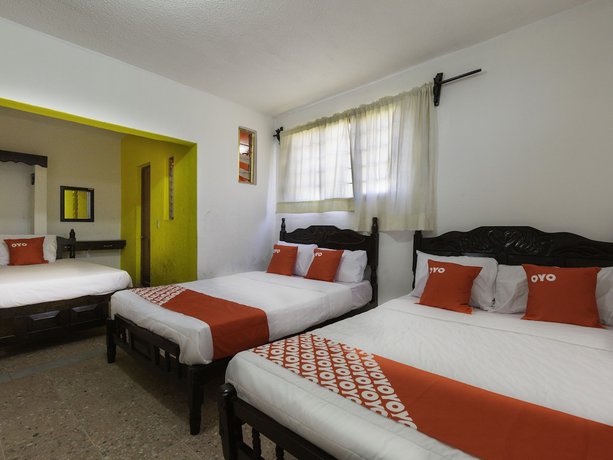 Imagen de la habitación del Hotel La Calenda. Foto 2