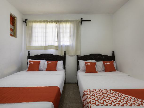 Imagen de la habitación del Hotel La Calenda. Foto 4