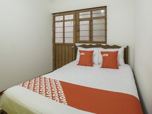 Imagen de la habitación del Hotel La Calenda. Foto 13