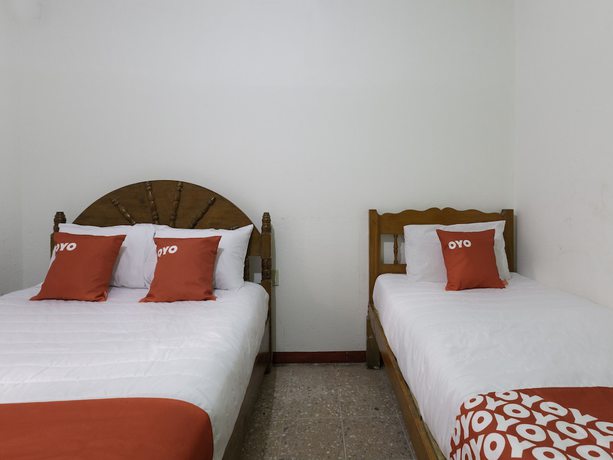 Imagen de la habitación del Hotel La Calenda. Foto 15