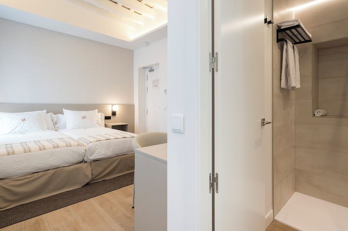 Imagen de la habitación del Hotel La Caleta Qe. Foto 11