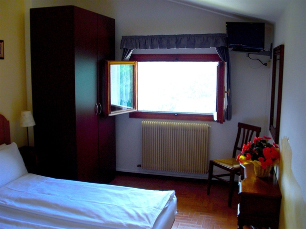 Imagen de la habitación del Hotel La Caminatha. Foto 14