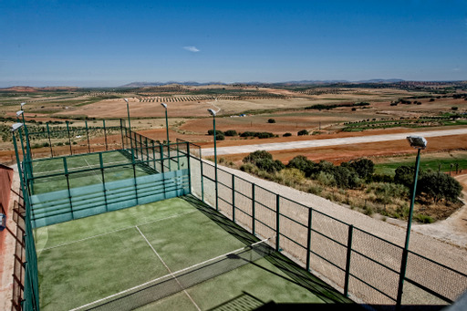 Imagen de los exteriores del Hotel La Caminera Club De Campo. Foto 10