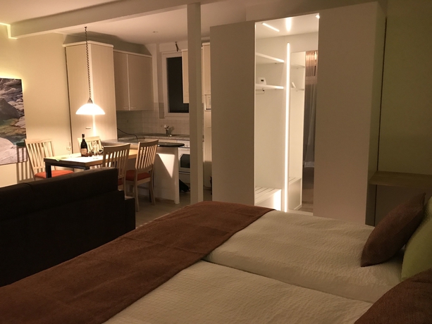 Imagen de la habitación del Hotel La Campagnola, Locarno. Foto 6