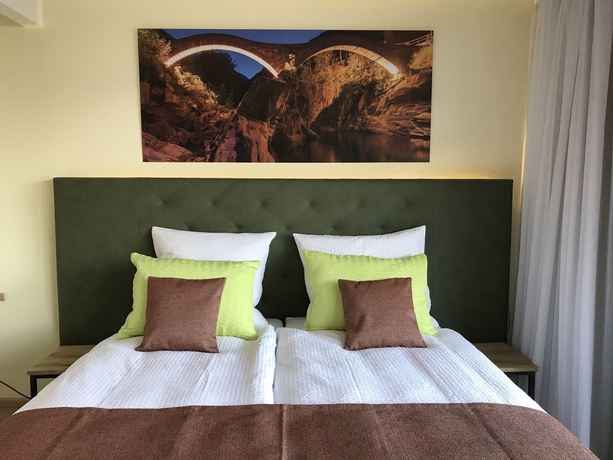 Imagen de la habitación del Hotel La Campagnola, Locarno. Foto 7