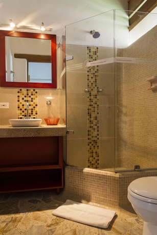 Imagen de la habitación del Hotel La Campana Boutique. Foto 6